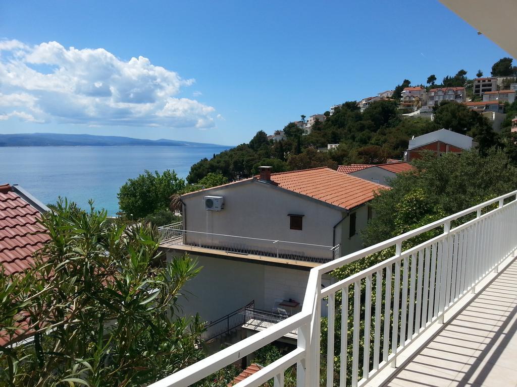 Apartments Ria Baska Voda Bagian luar foto